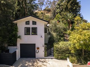 8421 Kirkwood Dr, Los Angeles, CA 90046