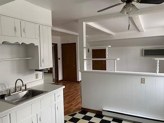 3rd image of 44 Fairview Ave #2