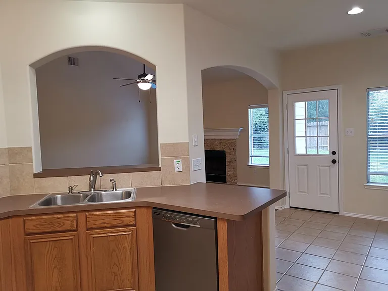 2722 Harte Ct — Photo 20
