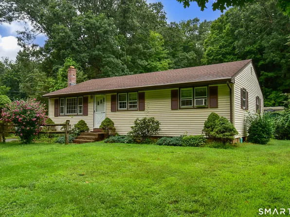 150 Baxter Street, Tolland, CT 06084