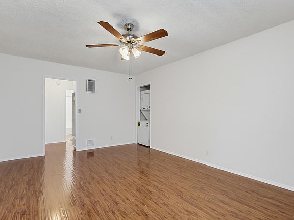 4th image of 6113 8th Ave APT 17