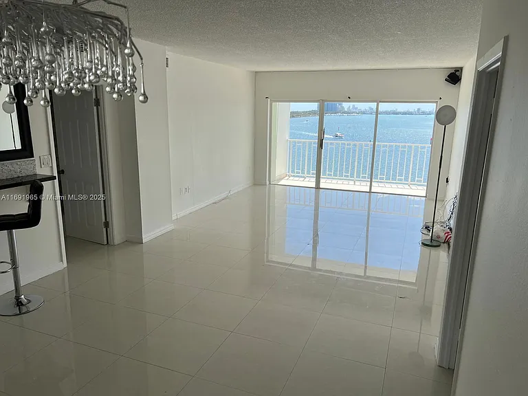 500 Bayview Dr #620 — Photo 18