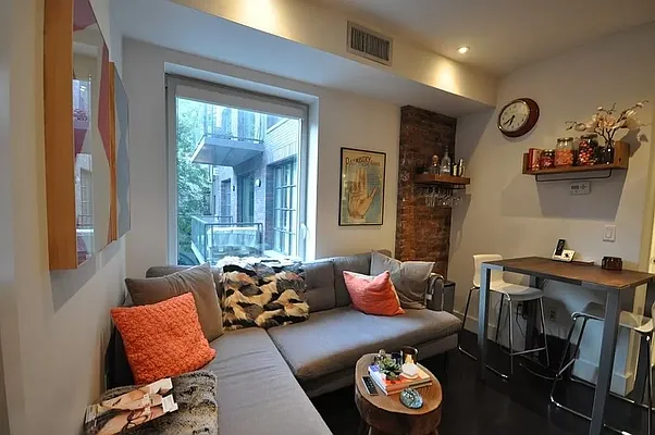 Rented by REAL New York | media 2