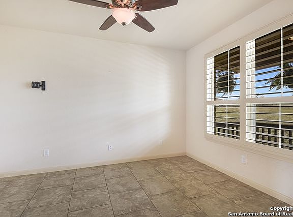 5th image of 136 Abrego Lake Dr