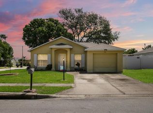 301 Diamond Ridge Blvd, Auburndale, FL 33823