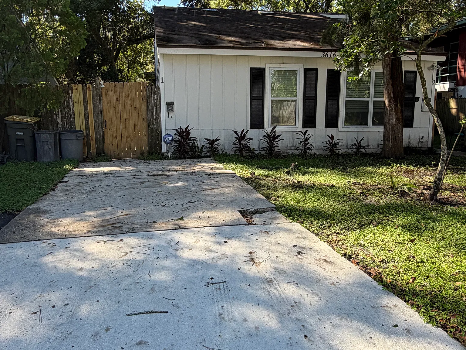 2 bed, 1104 sqft, $1,600 — Photo 1