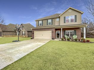 1113 Abby St, Lowell, AR 72745
