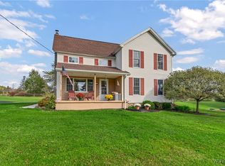 915 Genesee Rd, Arcade, NY 14009