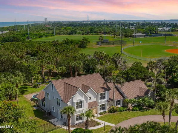 201 Fir Ave, Melbourne Beach, FL 32951