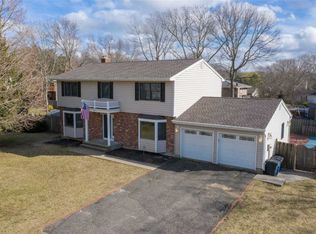 4 Wyoming St #4, Selden, NY 11784