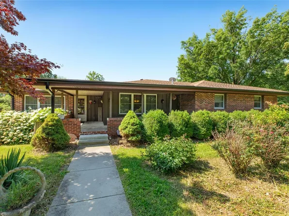 4648 Wood Rd, Bethalto, IL 62010