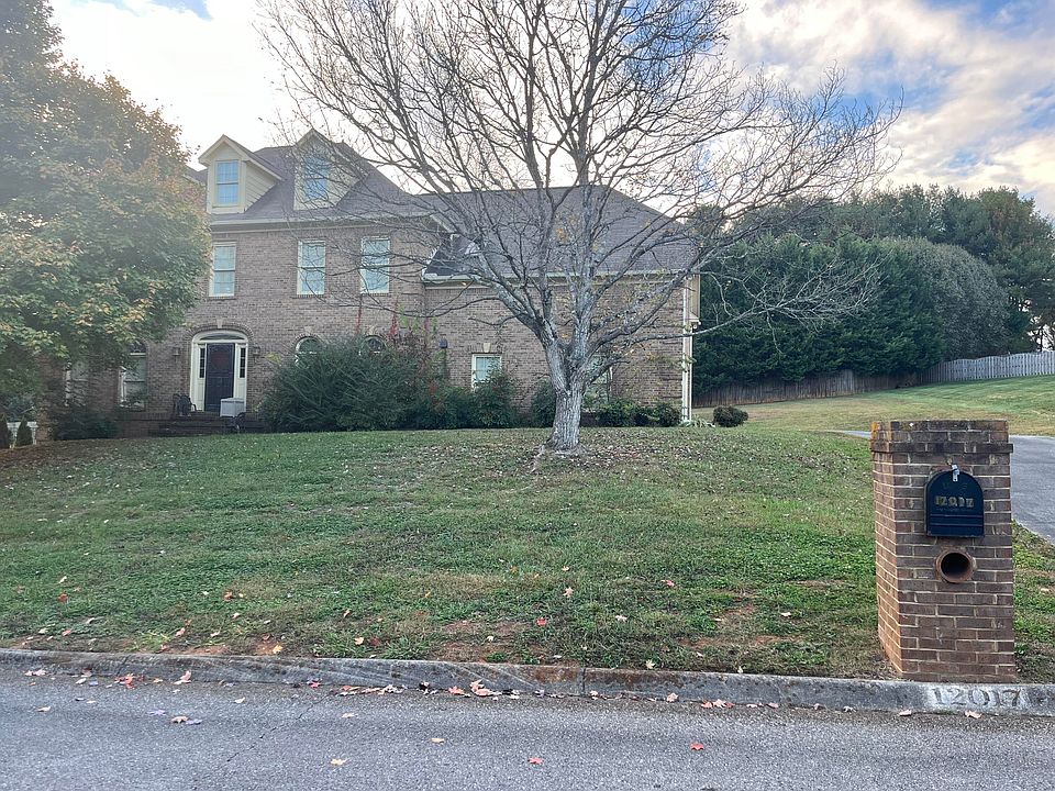1st image of 12017 Broadwood Dr
