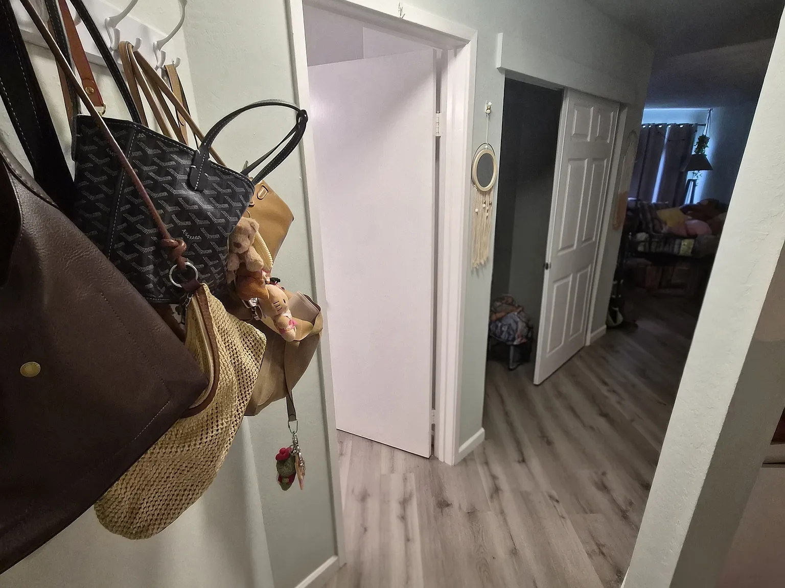 1 bed, 813 sqft, $2,700 — Photo 2