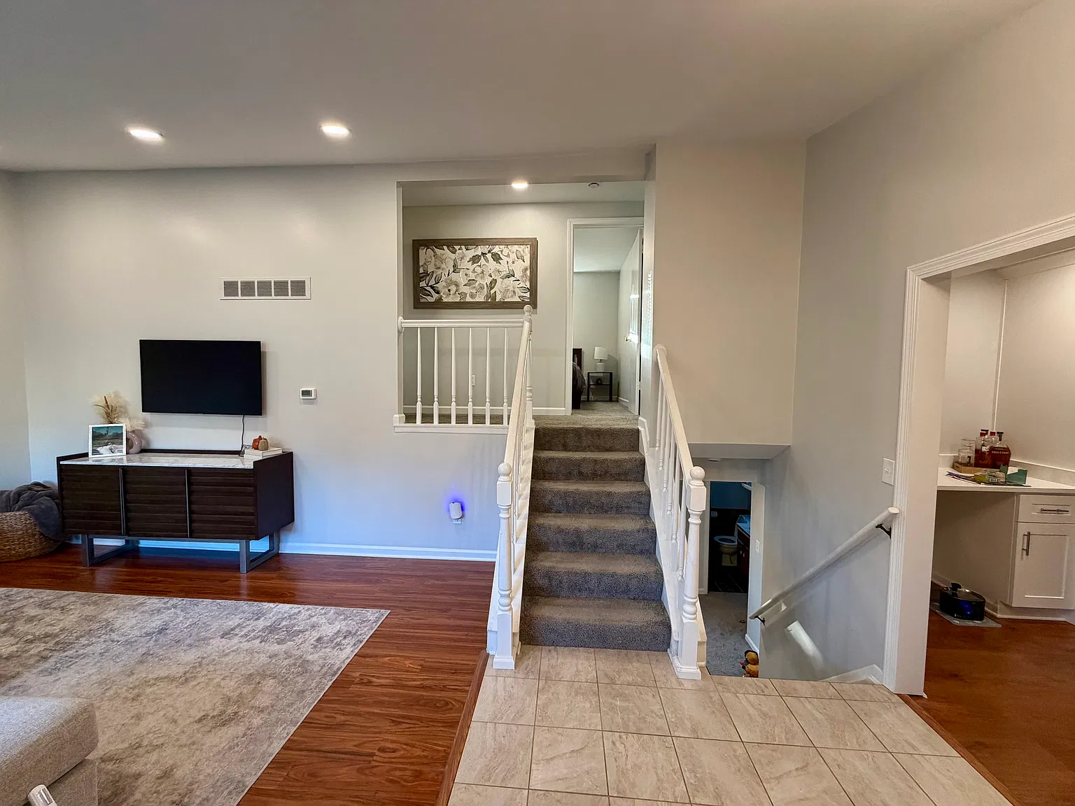 3 bed, 1604 sqft, $2,700 — Photo 3