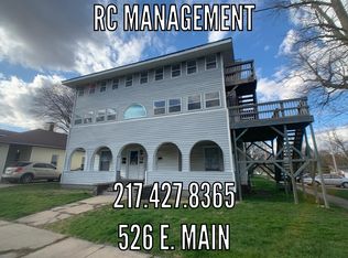 526 E Main St #3E, Hoopeston, IL 60942