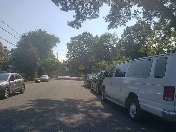 4th image of 50 W Willow St