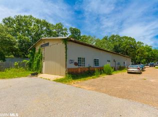 1021 N Hickory St, Foley, AL 36535