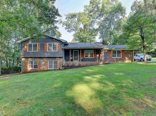 385 Dickson Dr, Jefferson, GA 30549