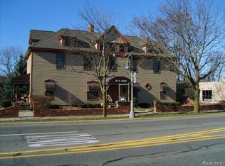 59 S Main St, Clarkston, MI 48346