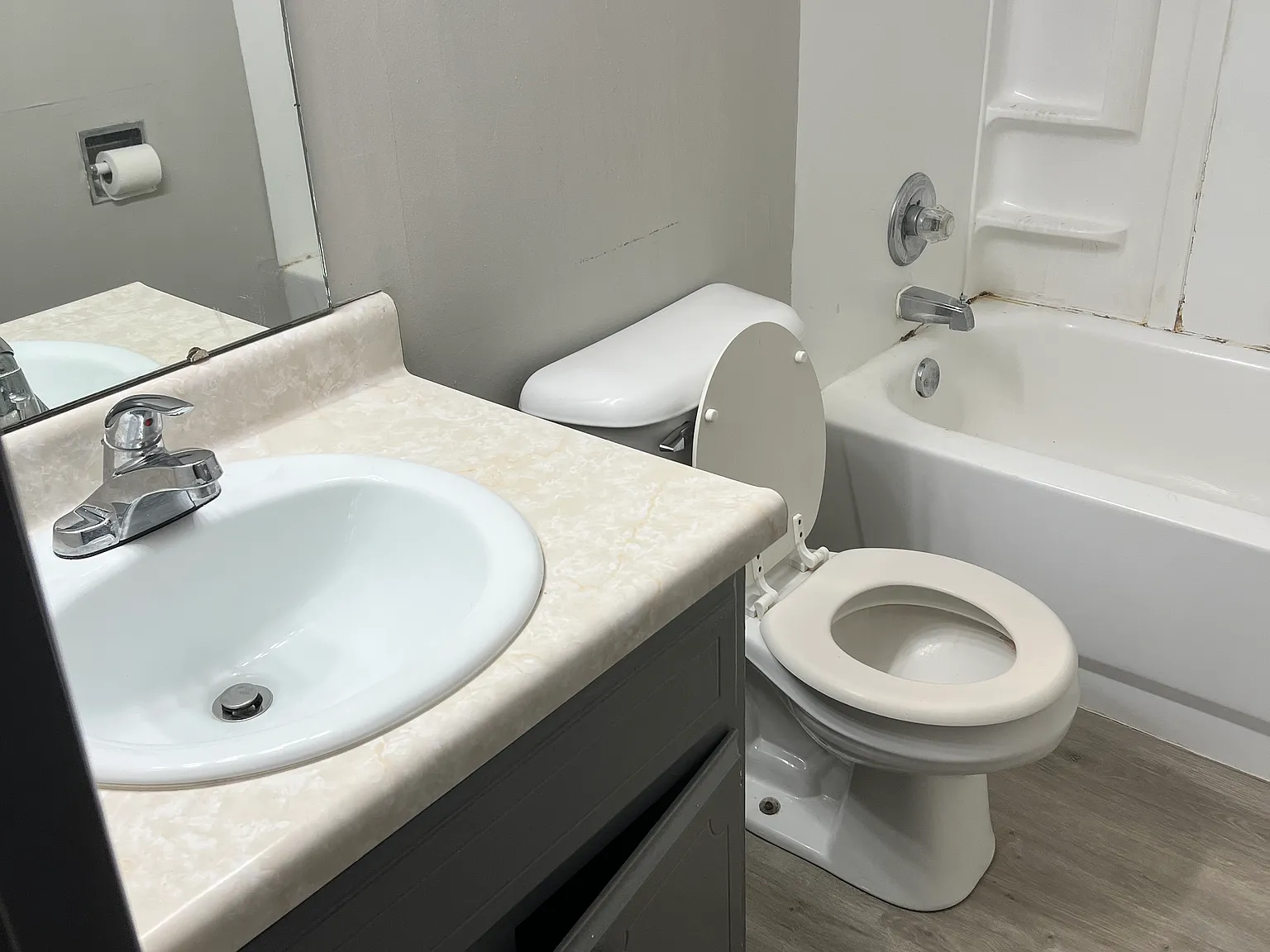2 bed, 987 sqft, $1,050 — Photo 4