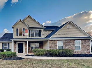 1406 Webb Creek Cir, Loganville, GA 30052