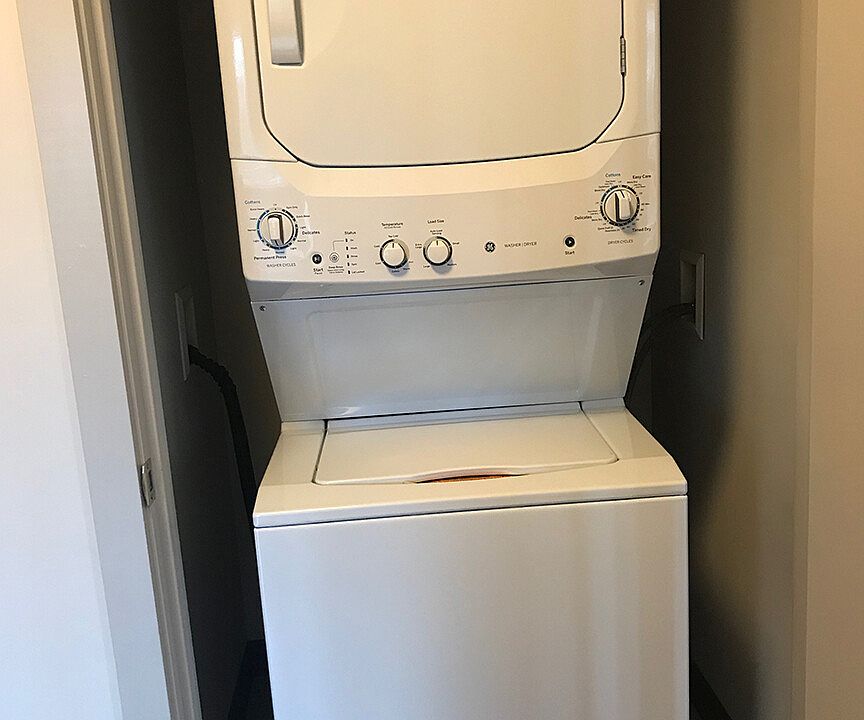 1st image of 93 Marion St #302