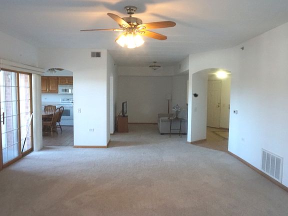 4th image of 11525 Settlers Pond Way #7-2A