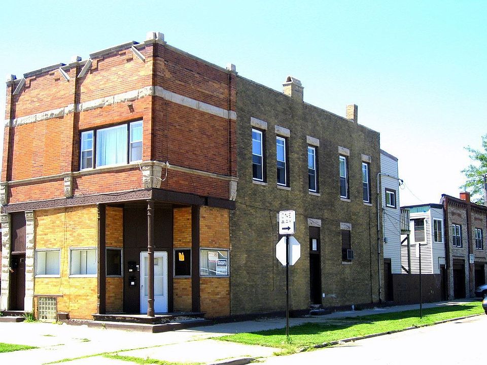 1st image of 3600 S Winchester Ave