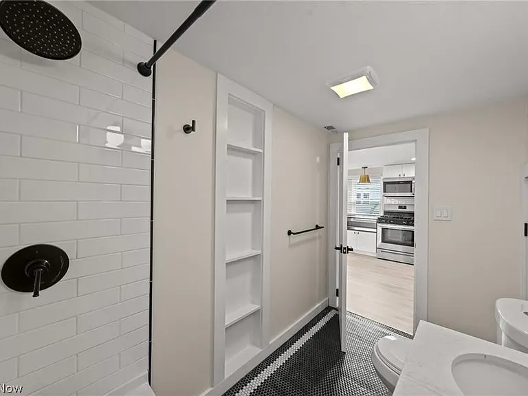 3301 Hancock Ave #UP — Photo 17
