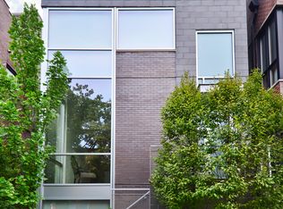 1823 W Race Ave, Chicago, IL 60622