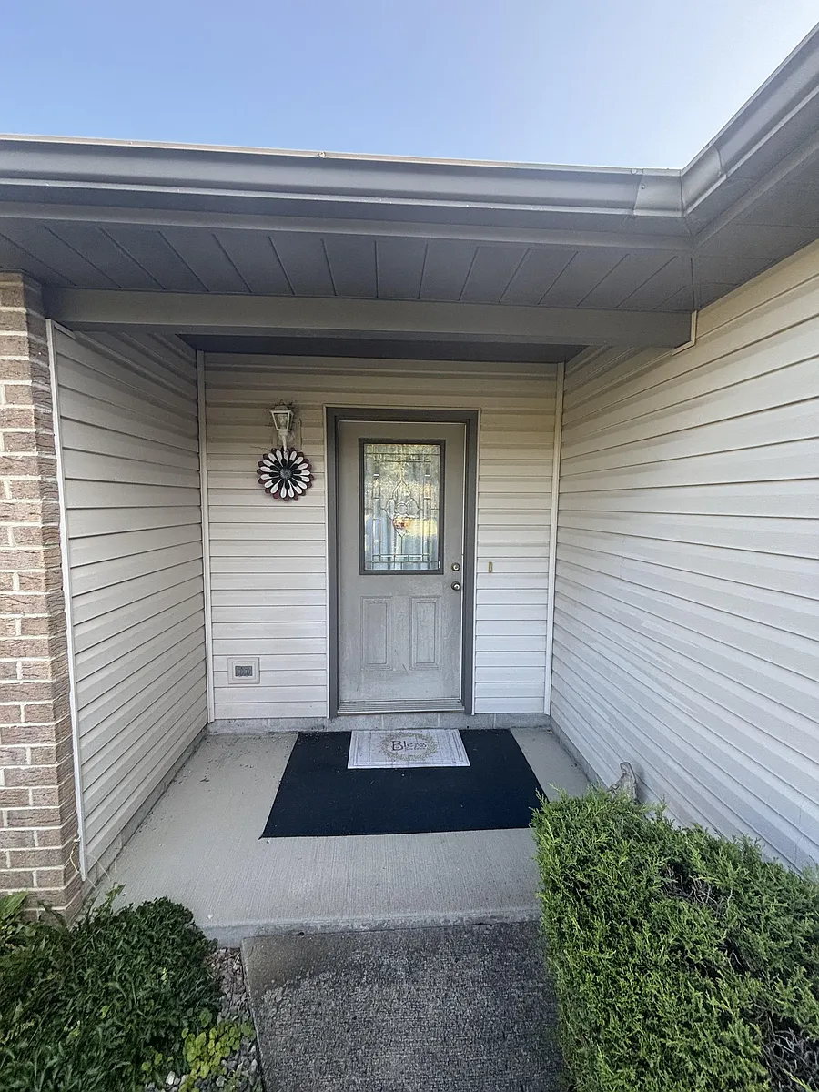 Building Photo - 5300 E Calla Rd #4