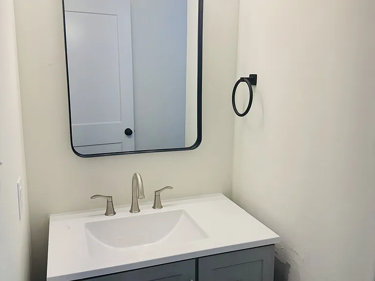 131 Pleasant Ave — Photo 12