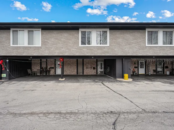 14 Cour Monnet, Palos Hills, IL 60465