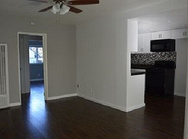 5th image of 15229 S Raymond Ave APT A