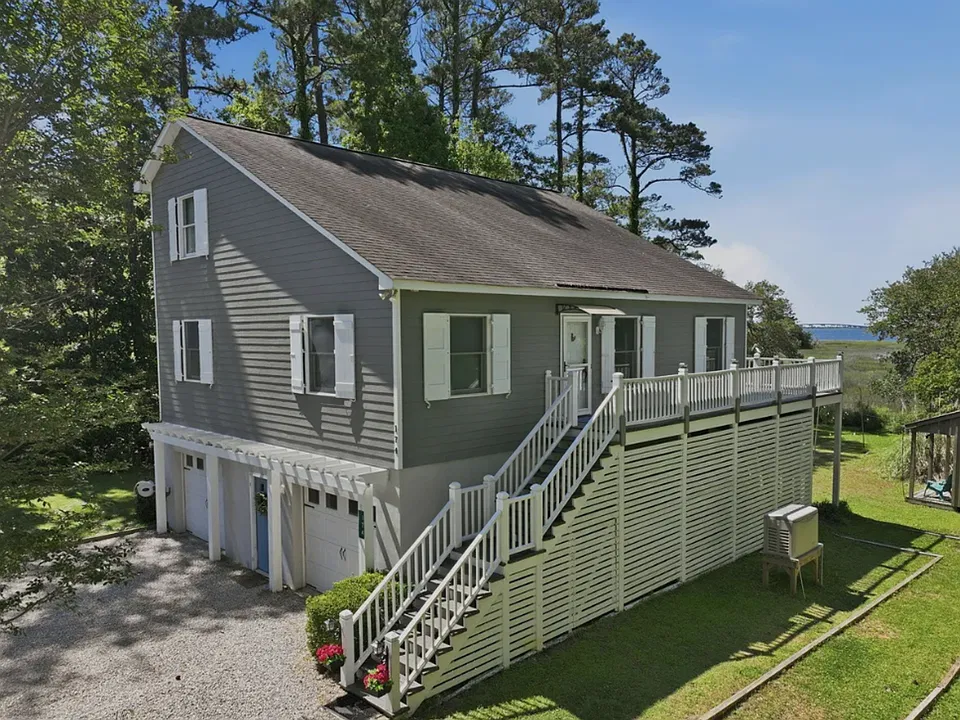 174 Windy Point Rd