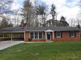 2011 Independence Rd, Winston Salem, NC 27106