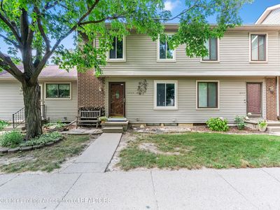 2020 Blue Lac Dr, Haslett, MI, 48840
