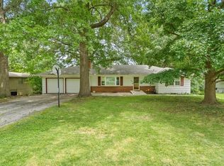9801 Richmond Ave, Kansas City, MO 64134