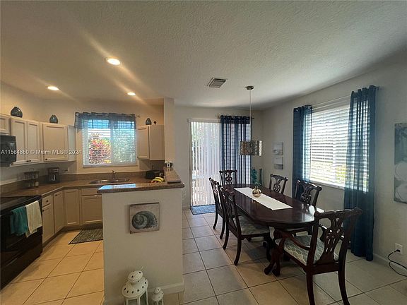 5th image of 3244 Mirella Dr #3244