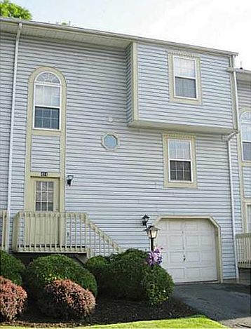 1st image of 414 Redwood Ct