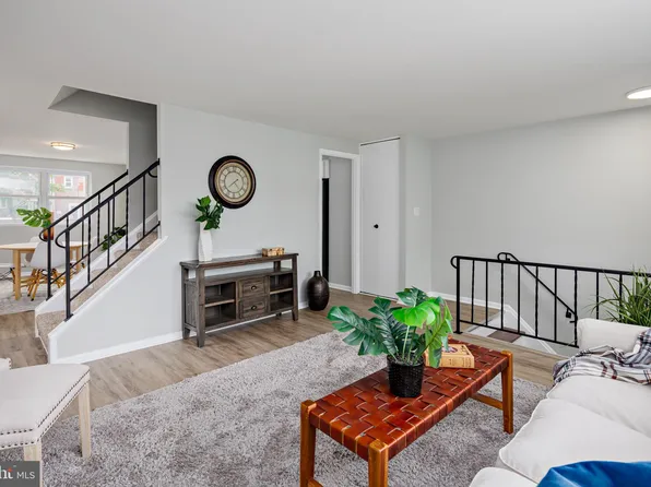 927 Regina Dr, Halethorpe, MD 21227