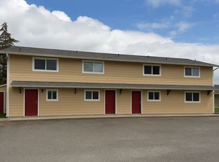 1200 33rd St APT C, Anacortes, WA 98221