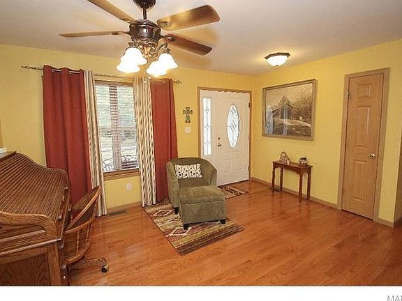 3rd image of 9435 Bluebird Ln