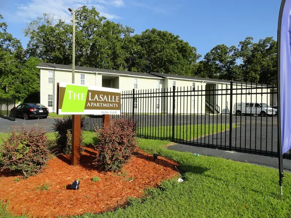 2BD/1B Apartment in Valdosta, GA.