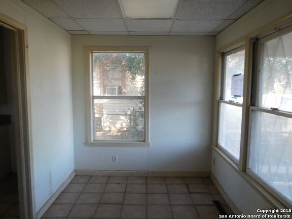 4th image of 354 Overhill Dr