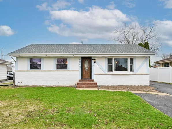 6849 Lone Elm DRIVE, Racine, WI 53402