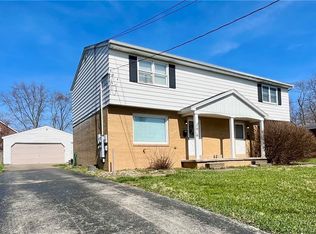 1910-1912 Stepney St SE, Niles, OH 44446