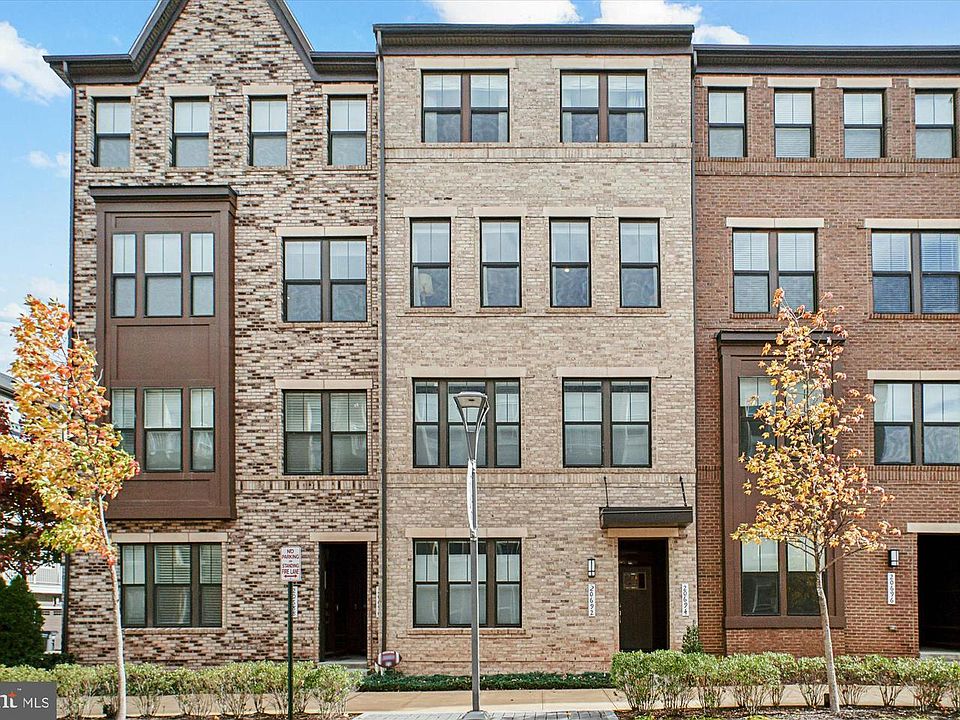 1st image of 20694 Wood Quay Dr