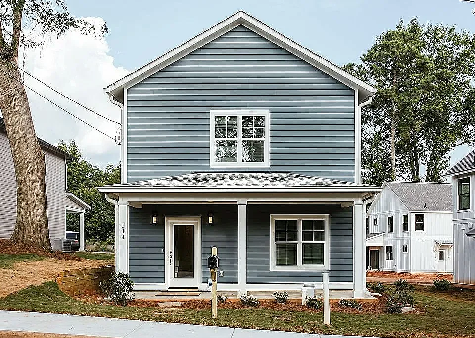 114 Lake St
