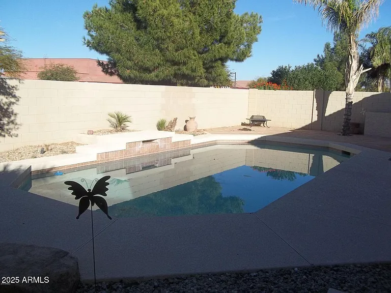 1680 W Saragosa St — Photo 28